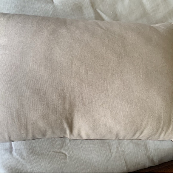 BNWOT fall floral rectangle throw pillow - Picture 4 of 4